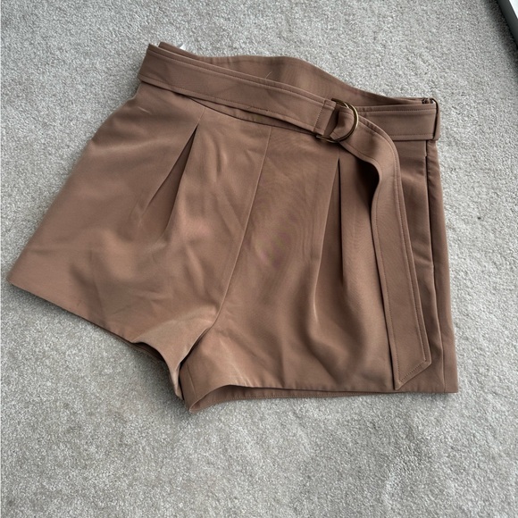 Maricela Short
Camila Coelho
Color: Nude Toffee
Size: S - Picture 3 of 16